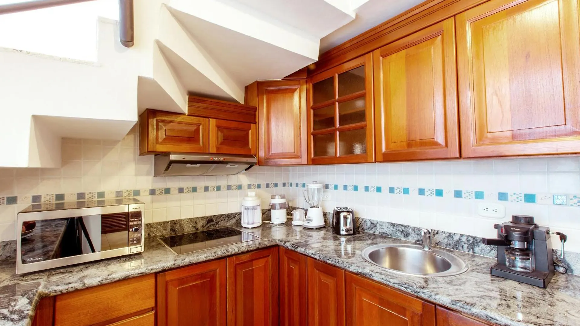 Aventura Villas Los Corales Beach And Spa 蓬塔卡纳 5*,